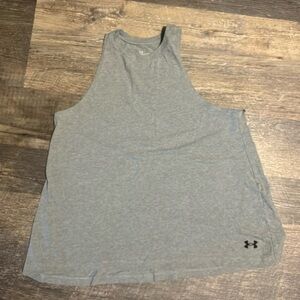 Women’s Under Armour swing tank